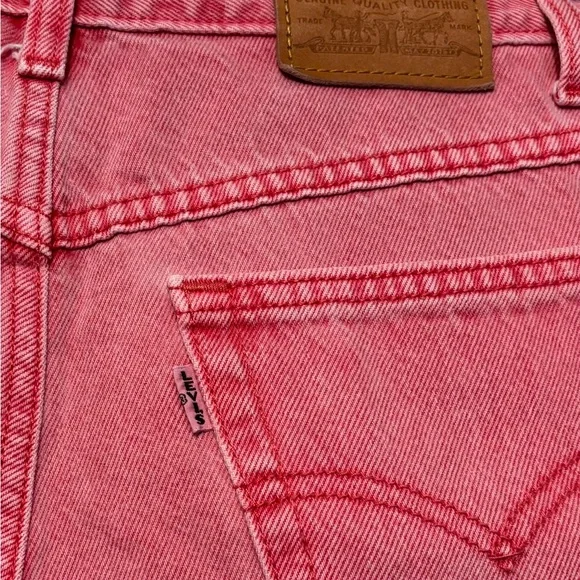 Stylish Pink Denim Women's Shorts - Picture 3 of 7